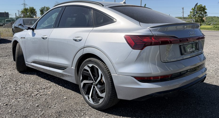 Audi E-tron  Sportback 2020 р продається за 39.900