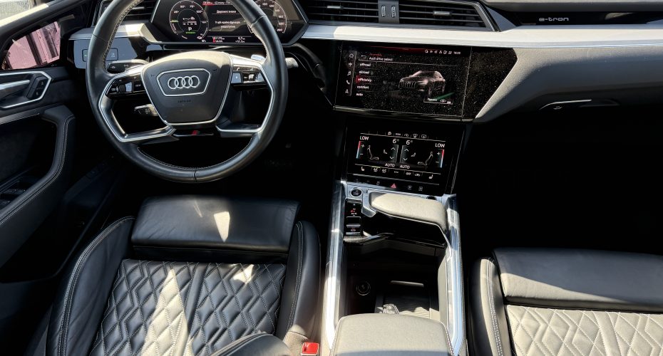 Audi E-tron  Sportback 2020 р продається за 39.900