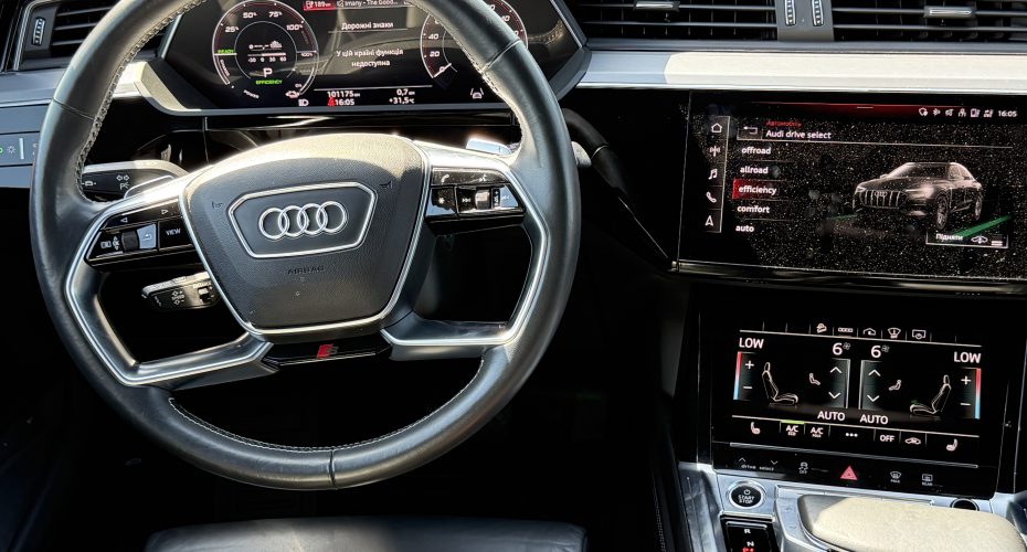 Audi E-tron  Sportback 2020 р продається за 39.900