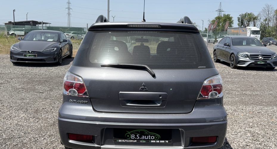 Mitsubishi Outlander  2007 р продається за 7 400 $