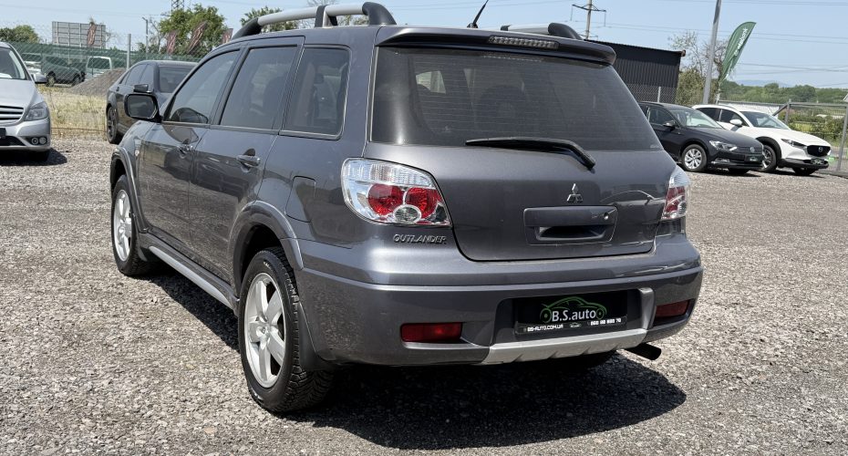 Mitsubishi Outlander  2007 р продається за 7 400 $
