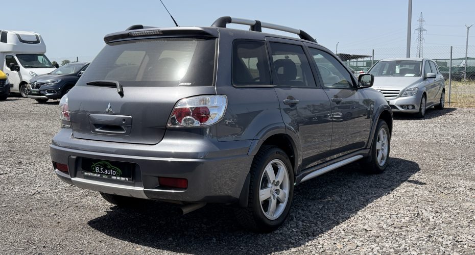 Mitsubishi Outlander  2007 р продається за 7 400 $