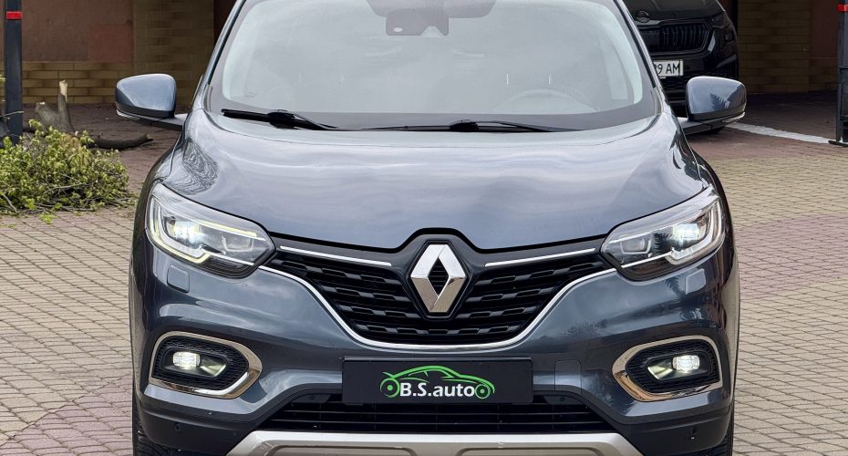 Renault Kadjar 2022 р продається за 17 500 $