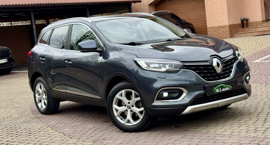 Renault Kadjar 2022 р продається за 17 500 $