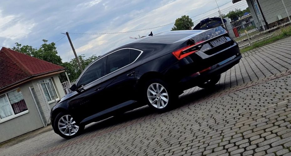  продається за 22 777$